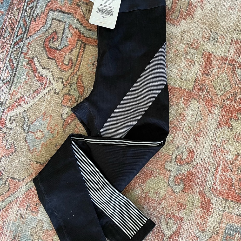Fabletics Ultra High-Waisted Seamless Legging